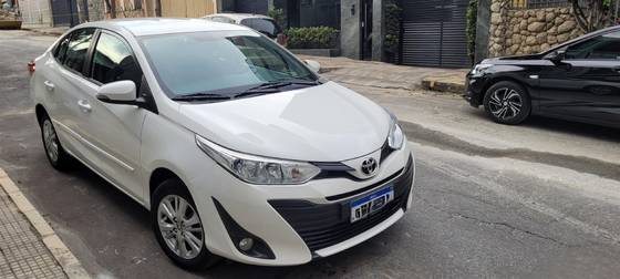 TOYOTA YARIS 1.5 16V FLEX SEDAN XL MULTIDRIVE TOYOTA YARIS 1.5 16V FLEX SEDAN XL MULTIDRIVE